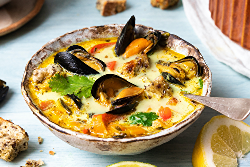 Soupe de moules au bouillon provençal et croûtons