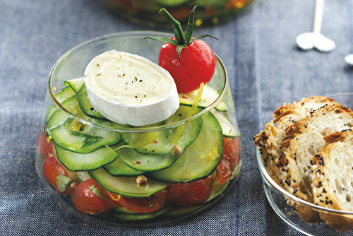 Carpaccio de courgettes marinées aux tomates et En Cas de Caprice