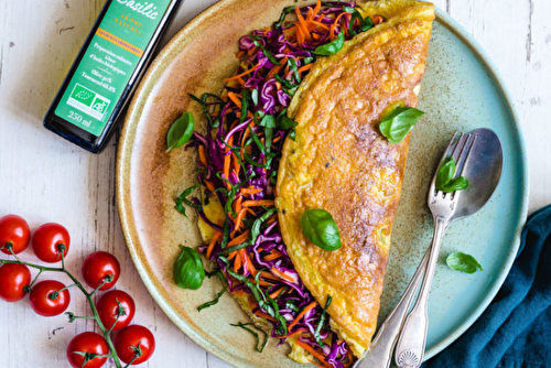 Omelette roulée aux crudités