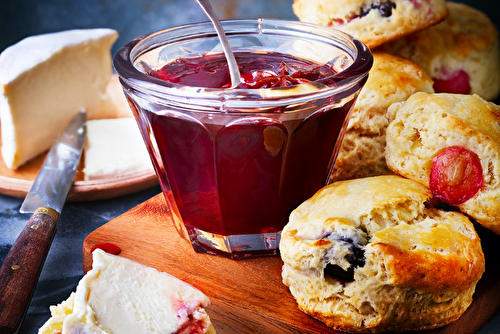 Scones aux raisins et gelée express