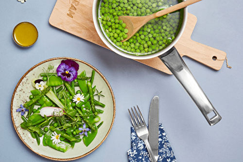 Assiette vitaminée de printemps et vinaigrette citronnée