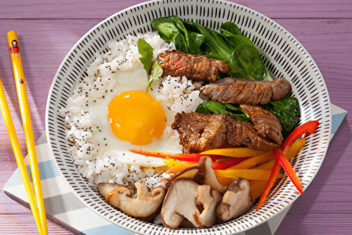 Bibimbap coréen, le plat complet qui tient dans un bol