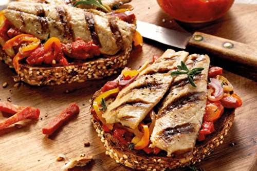 Bruschetta aux filets de sardine grillés