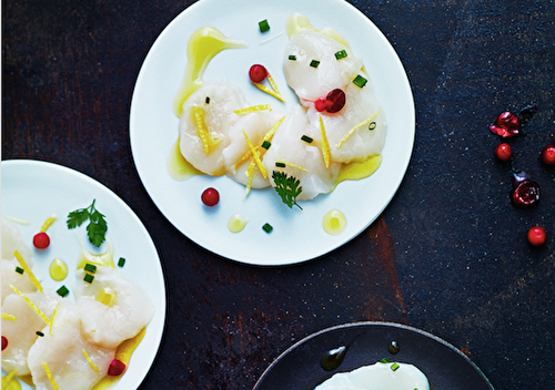 Carpaccio de coquilles Saint-Jacques aux airelles et citron de Julie Andrieu