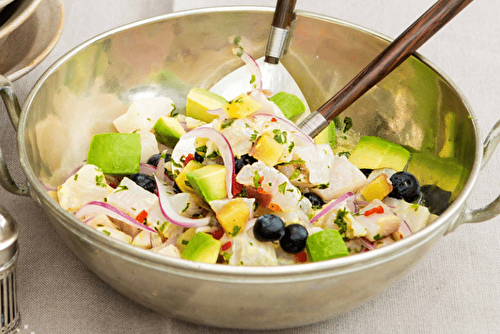 Ceviche à l’avocat et vinaigrette « lait de tigre »