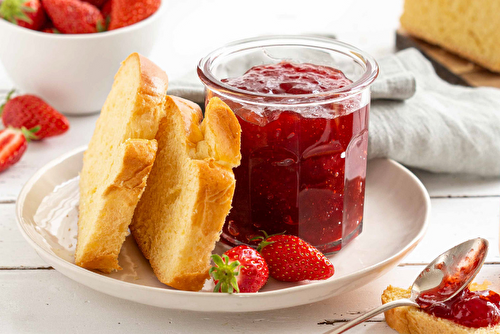 Confiture de fraises au miel de fleurs