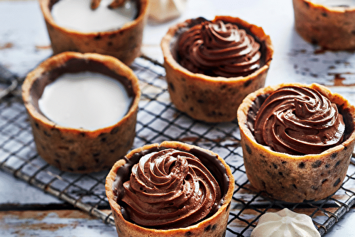 Cookies cups garnis de mousse au chocolat