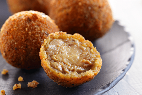 Cromesquis de foie gras aux noisettes