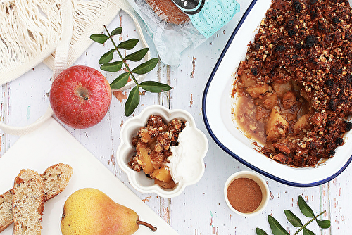 Crumble de pain aux pommes et aux poires