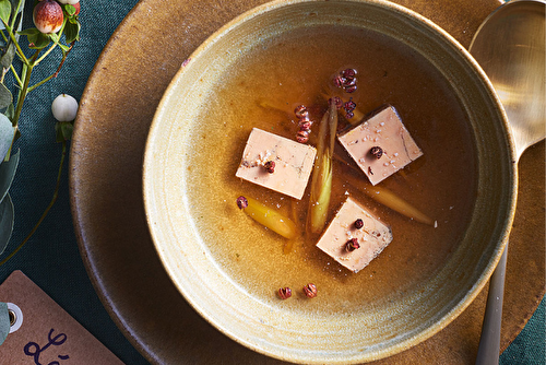 Foie gras au bouillon de citronnelle