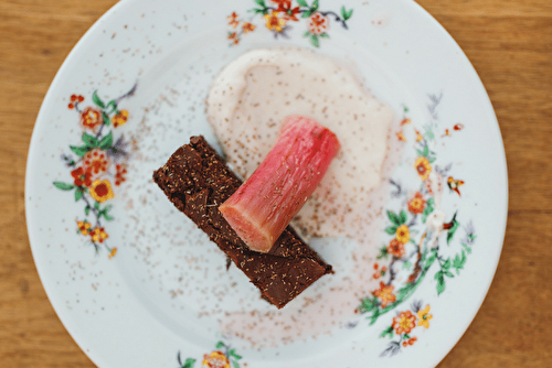 Fondant chocolat, crème au thé Misutgaru