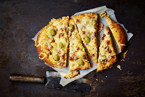 Fougasse aux olives vertes d'Espagne de Julien Duboué