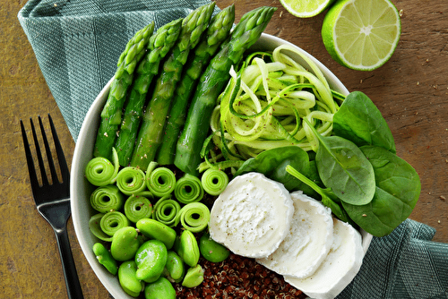 Green bowl à la bûche de Chèvre, du vert et du frais