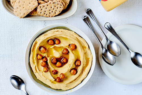 Houmous au pois chiche et avocat, l'apéro du sud