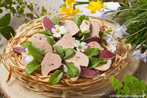 Le nid au foie gras et magret, en pâte à gaufre