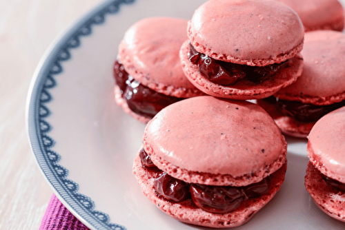 Macarons à la confiture de cerises, l'avant-goût d'été