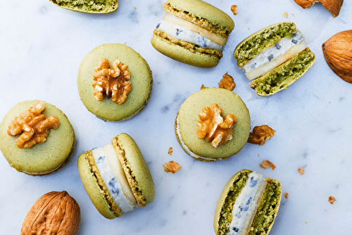 Macarons à la poire et Saint Agur, beaux et bons