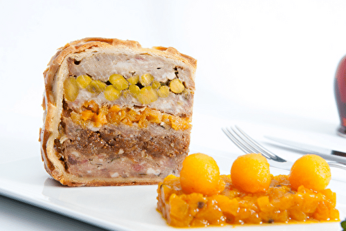 Pâté d’agneau en croûte aux fruits secs