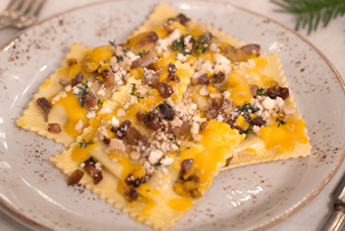 Ravioloni di zucca e amaretti, le Noël italien