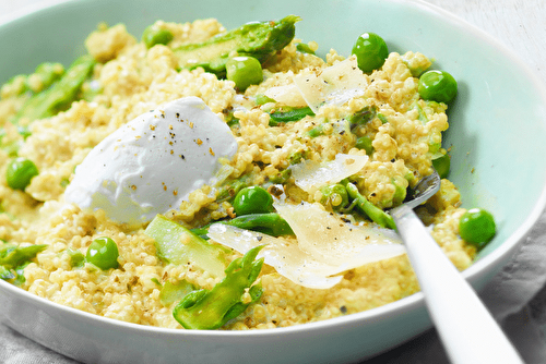 Risotto de quinoa aux asperges et petits pois