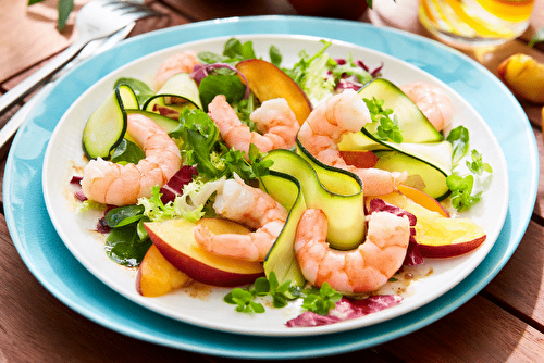 Salade de crevettes et nectarines, le plein de fraîcheur