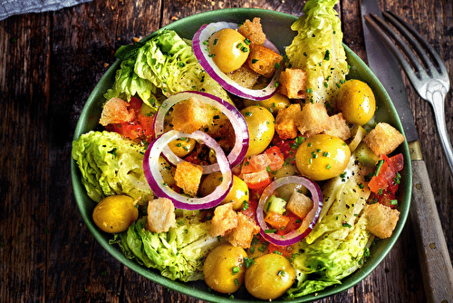 Salade de sucrines à la salsa d’olives