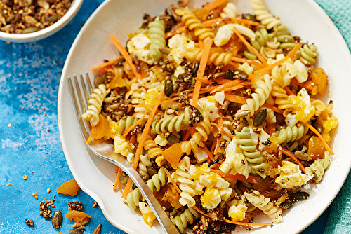 Salade de Torsettes aux abricots secs, saine et savoureuse