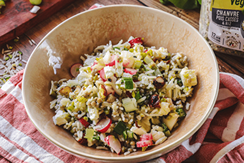 Salade veggie au chanvre aux radis roses