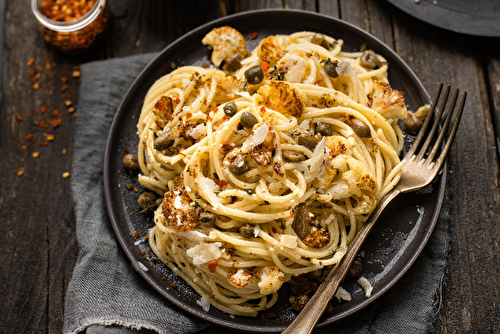 Spaghettoni au chou-fleur et Parmigiano Reggiano