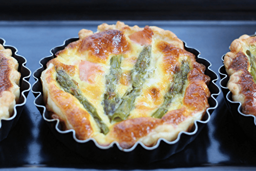 Tartelettes d’asperges au chèvre et saumon