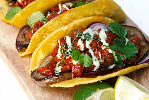 Tortillas garnies à l’aubergine grillée