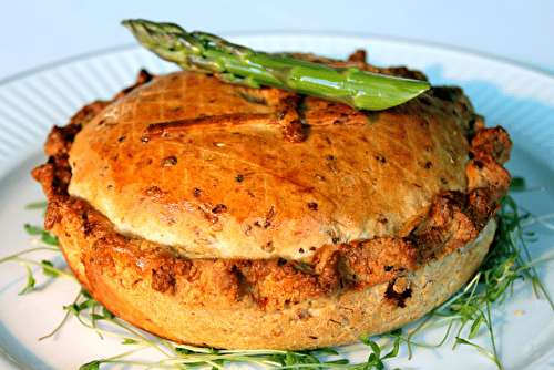 Tourte aux asperges d’Alsace et fine farce de volaille