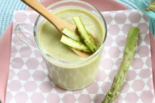 Velouté glacé d’asperges vertes, la recette express