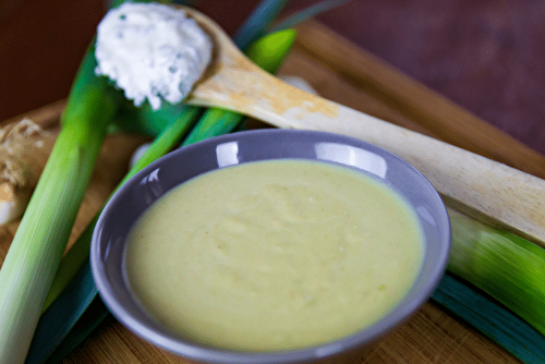 Vichyssoise à la crème aux herbes fraîches