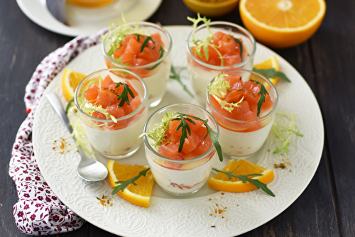 Mini panna cotta au saumon fumé et aux gambas