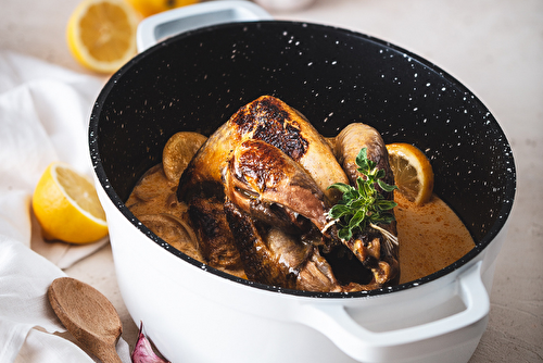 Pintade Fermière d’Auvergne sauce crémeuse ail et citron jaune