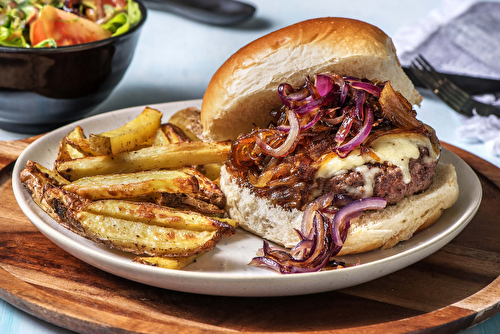 Burger de boeuf au cantal et chutney d’oignons