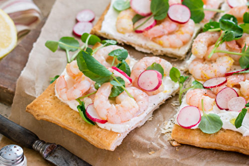 Tarte feuilletée aux crevettes marinées