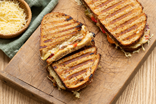 Croque-monsieur au jambon cru et Emmental râpé Entremont