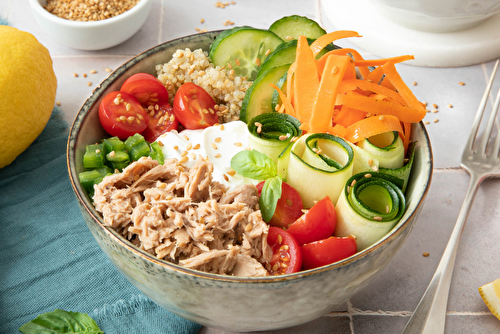 Pokebowl de thon Listao au naturel Phare d’Eckmühl et légumes d’été