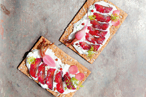 Gravlax de maquereau à la betterave