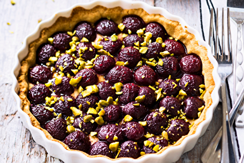 Tarte aux cerises et pistaches