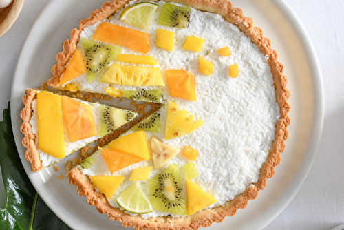 Tarte vegan coco, kiwi, mangue et litchi