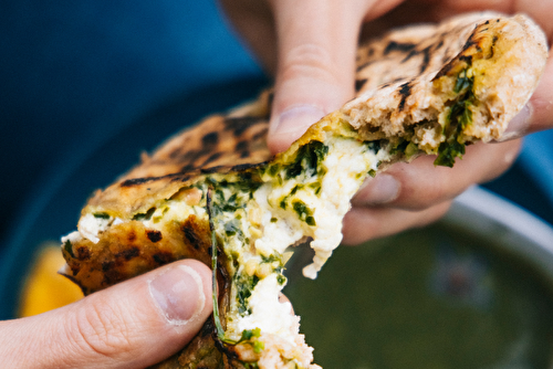 Chapatis à l’ail des ours et fromage frais de Troyes