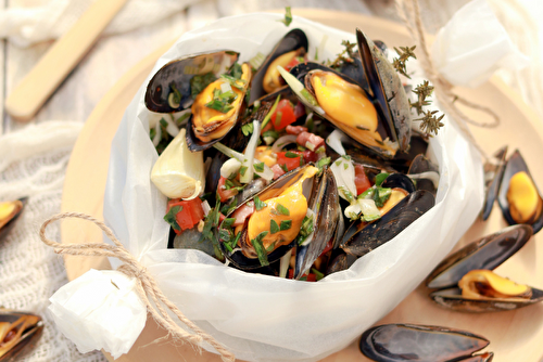 Papillote de moules de bouchot de la Baie du Mont-Saint-Michel à la sauce vierge