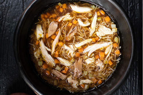 Bouillon de poulet fermier Label Rouge et vermicelles façon pot-au-feu