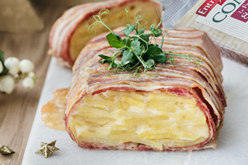 Bûche de pommes de terre, portion Comté fruité Entremont et tranches de lard croustillantes