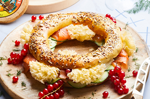 Couronne bagel au saumon et à la Tête de Moine