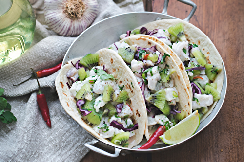 Tacos de ceviche de cabillaud au kiwi