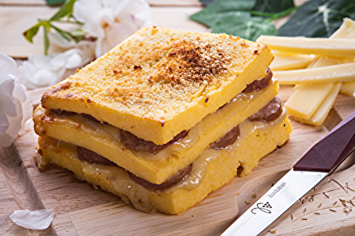 Croque-monsieur de polenta au Comté et saucisse de Montbéliard